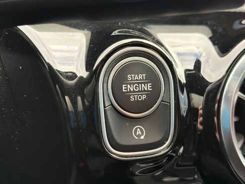 Used 2022 Mercedes-Benz CLA 250 4MATIC image 20