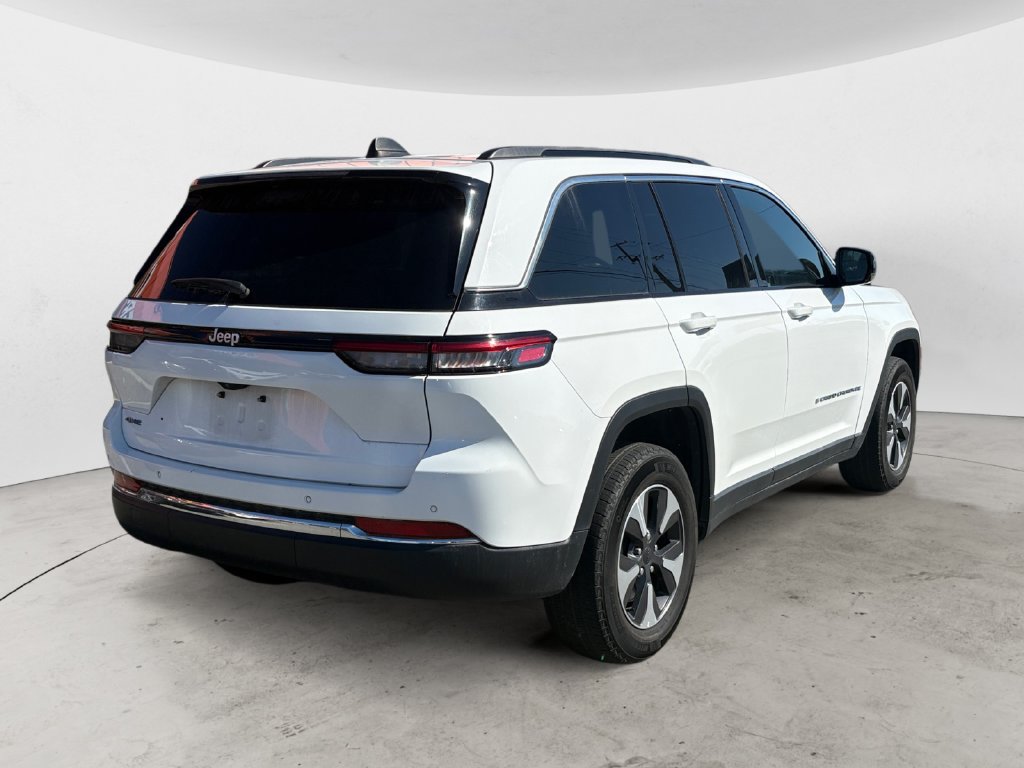 Used 2024 Jeep Grand Cherokee Limited 4xe AWD/4WD image 3