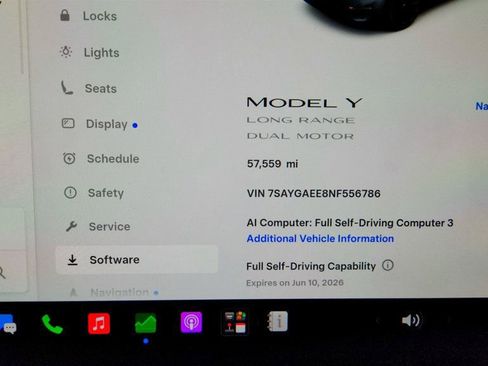 Used 2022 Tesla Model Y Long Range AWD/4WD image 14