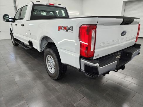 Used 2024 Ford F350 XL w/ FX4 Off-Road Package image 6