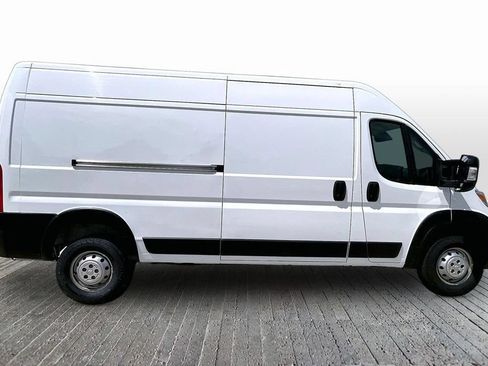 Used 2023 RAM ProMaster 2500 FWD image 8