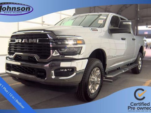 Used 2026 RAM 2500 Big Horn AWD/4WD image 1
