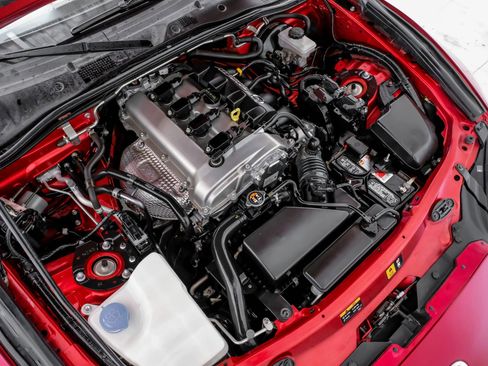 Used 2019 MAZDA MX-5 Miata RF Grand Touring image 42