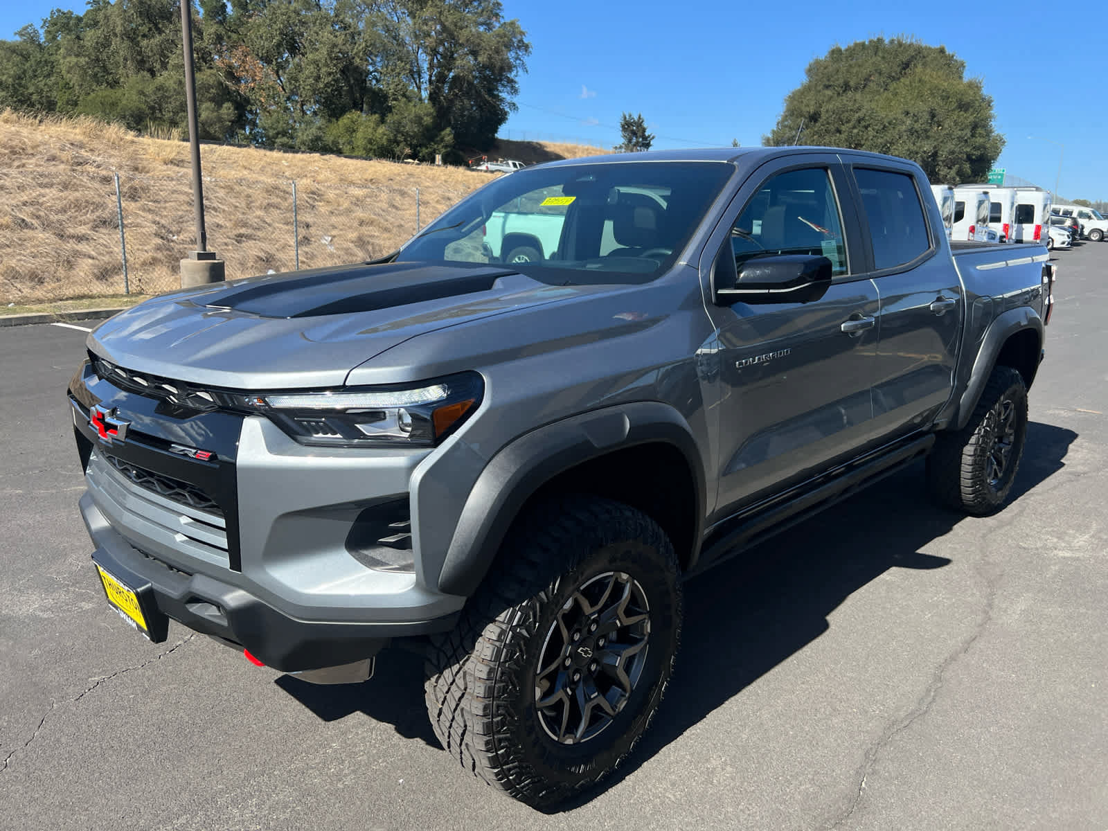 Used 2024 Chevrolet Colorado ZR2 w/ ZR2 Convenience Package III AWD/4WD image 5