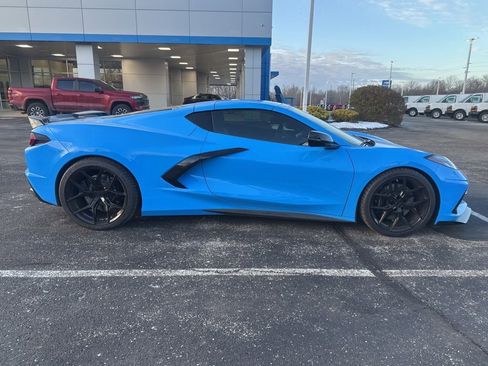 Used 2023 Chevrolet Corvette Stingray Coupe w/ Z51 Performance Package image 17