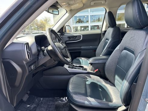 Used 2022 Ford Bronco Sport Outer Banks image 9