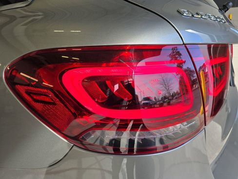 Used 2022 Mercedes-Benz GLC 300 image 36