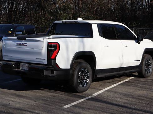 New 2026 GMC Sierra EV Elevation AWD/4WD image 7