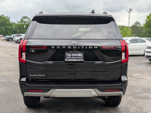 Used 2025 Ford Expedition Platinum w/ Platinum Ultimate Package AWD/4WD image 8