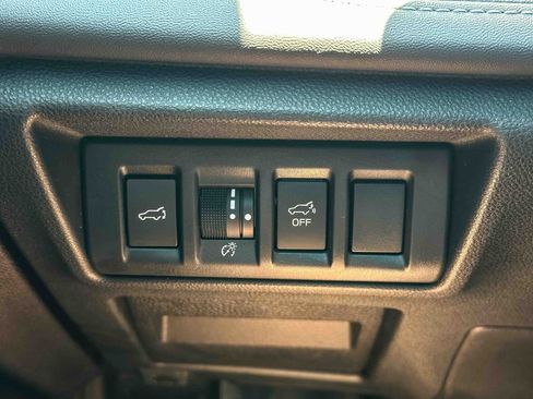 Used 2024 Subaru Outback Touring AWD/4WD image 35