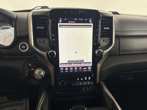 Used 2019 RAM 1500 Laramie AWD/4WD image 22