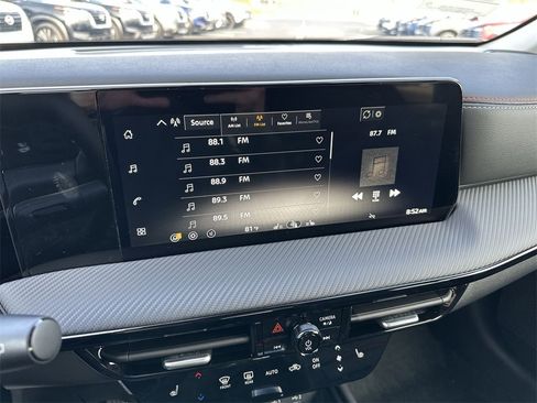 New 2026 Nissan Kicks SR w/ Cold Weather Package image 16