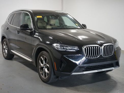 Used 2024 BMW X3 sDrive30i w/ Convenience Package RWD image 3