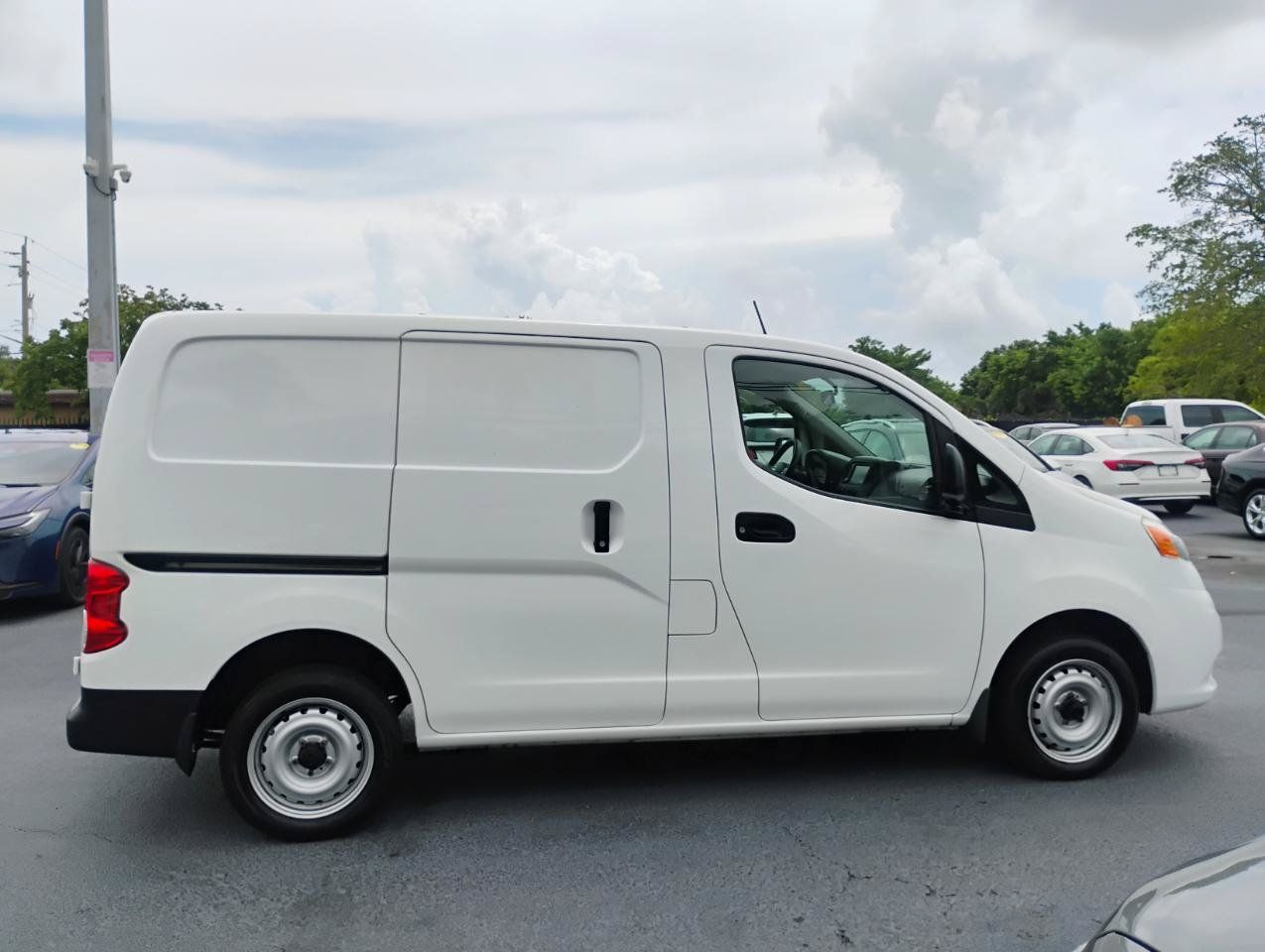 Used 2020 Nissan NV200 S w/ Back Door Glass Package FWD image 14