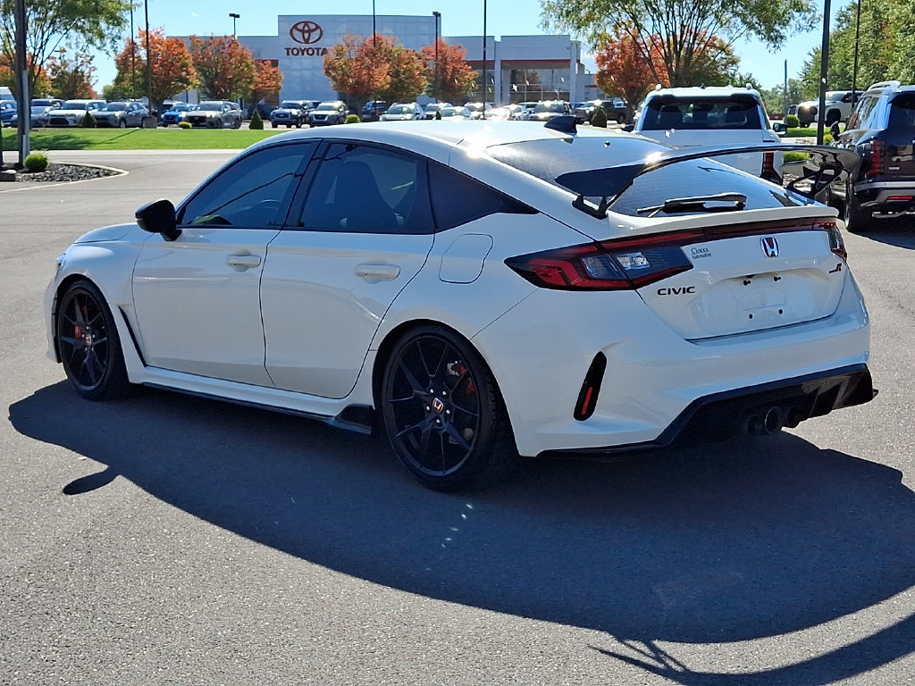 Used 2024 Honda Civic Type R image 7