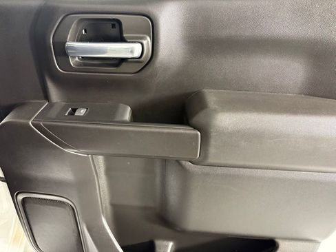 Used 2022 Chevrolet Silverado 1500 Custom RWD image 18