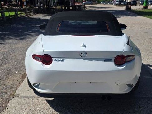 Used 2017 MAZDA MX-5 Miata Grand Touring RWD image 8