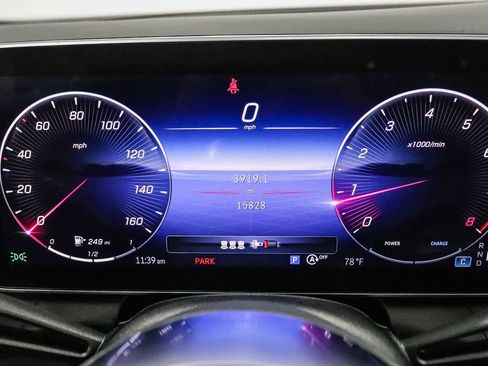 Used 2023 Mercedes-Benz GLC 300 image 25