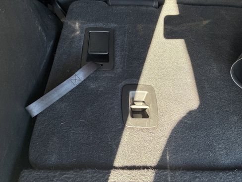 Used 2018 GMC Yukon SLE w/ SLE Value Package image 6