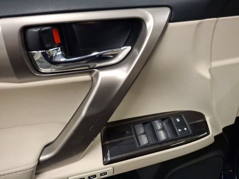Used 2021 Lexus GX 460 Premium w/ Premium Package AWD/4WD image 15