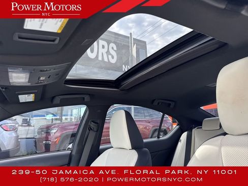 Used 2022 Lexus IS 350 F Sport image 41