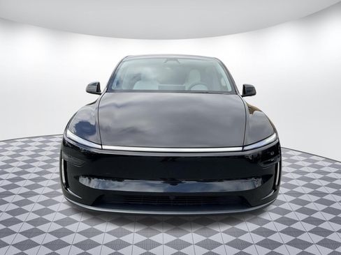 Used 2026 Tesla Model Y Long Range AWD/4WD image 5