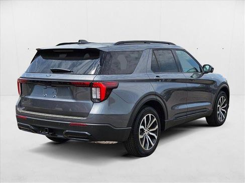 New 2025 Ford Explorer ST-Line image 2