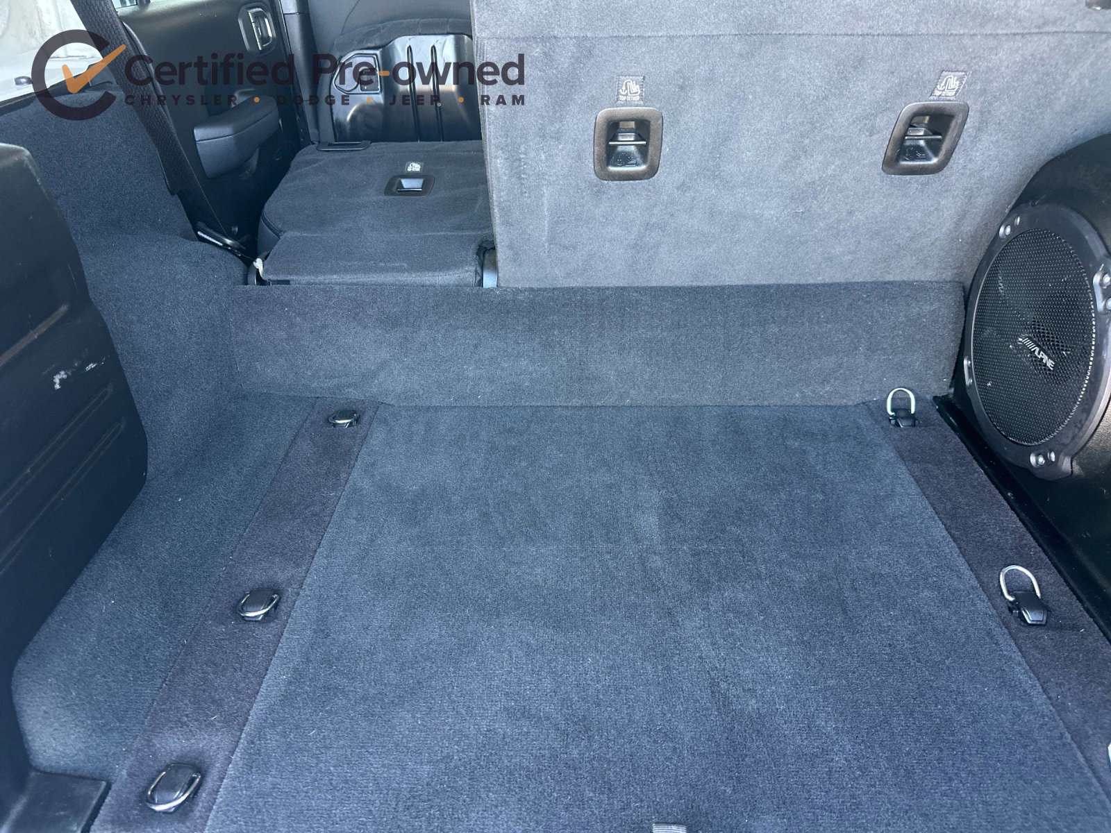 Used 2023 Jeep Wrangler Unlimited AWD/4WD image 16