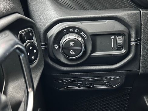 New 2026 Jeep Gladiator Rubicon image 19