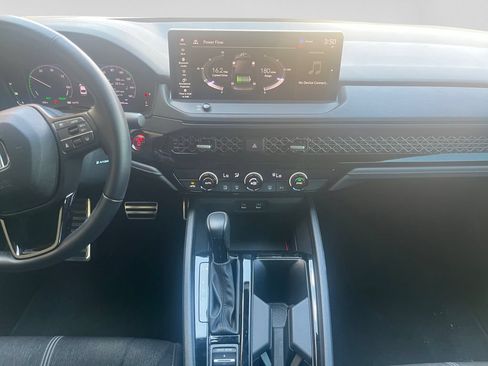Used 2024 Honda Accord Sport image 10