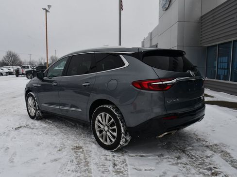 Used 2021 Buick Enclave Premium image 4