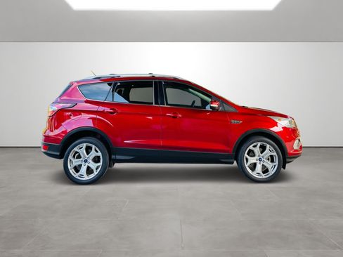 Used 2017 Ford Escape Titanium w/ Equipment Group 301A AWD/4WD image 5