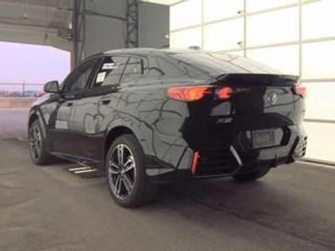 Used 2025 BMW X2 xDrive28i image 7