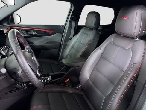 Used 2024 Chevrolet TrailBlazer RS w/ Driver Confidence Package image 21