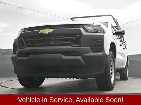 Used 2024 Chevrolet Colorado W/T w/ Safety Package RWD image 30