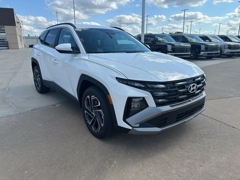New 2026 Hyundai Tucson SEL Plus w/ Tow & Go Package FWD image 2