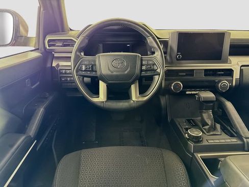 Certified 2025 Toyota 4Runner SR5 AWD/4WD image 22