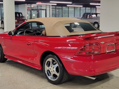 Used 1994 Ford Mustang GT RWD image 25