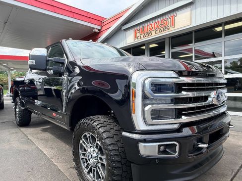 Used 2024 Ford F350 Limited w/ FX4 Off-Road Package AWD/4WD image 17
