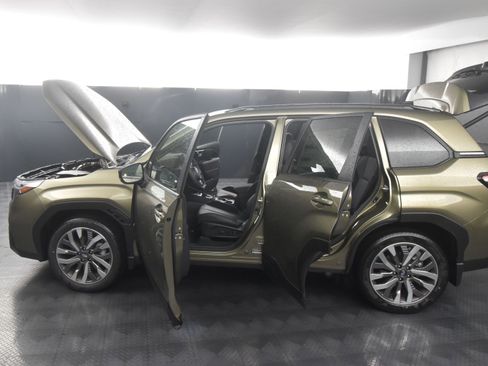 New 2025 Subaru Forester Touring image 36