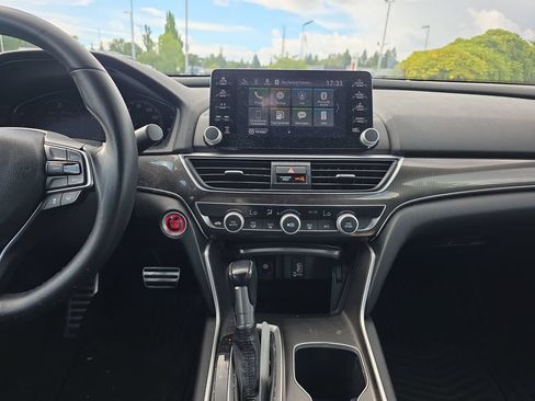 Used 2019 Honda Accord Sport image 21