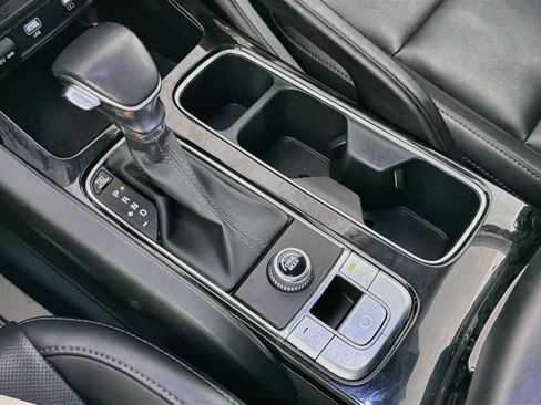 Used 2025 Kia Telluride S FWD image 25