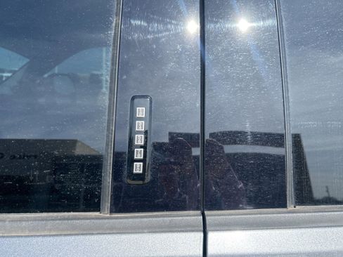 Used 2023 Ford F250 Lariat w/ Tremor Off-Road Package image 11