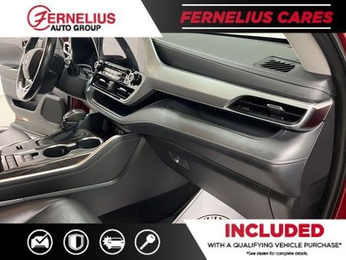 Used 2021 Toyota Highlander Platinum AWD/4WD image 36