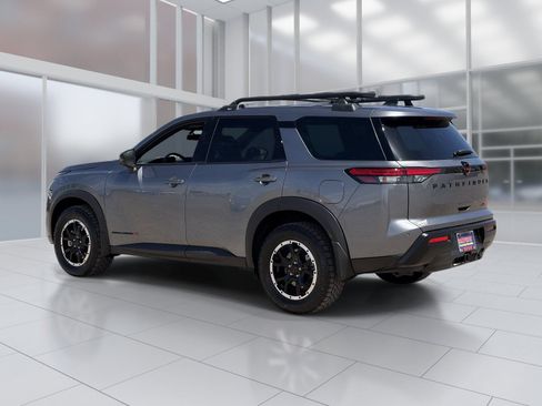 New 2026 Nissan Pathfinder Rock Creek w/ Rock Creek Premium Package AWD/4WD image 4