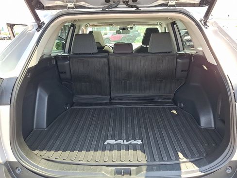 Used 2023 Toyota RAV4 XLE w/ Convenience Package AWD/4WD image 29