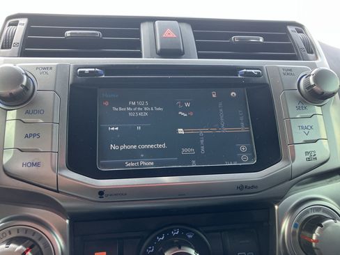 Used 2016 Toyota 4Runner SR5 Premium AWD/4WD image 16