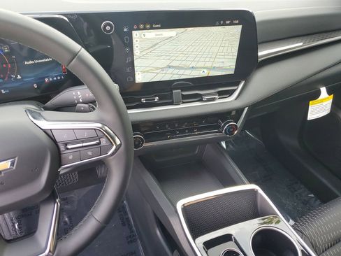 New 2026 Chevrolet Equinox LT w/ Safety and Technology Package image 22