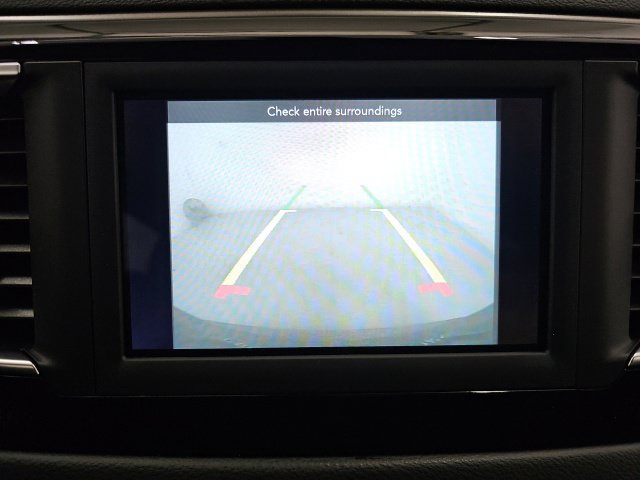 Used 2020 Chrysler Pacifica Touring w/ Cold Weather Group FWD image 25