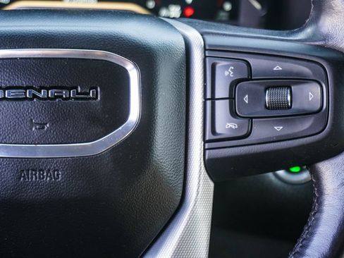 Used 2023 GMC Yukon Denali AWD/4WD image 16